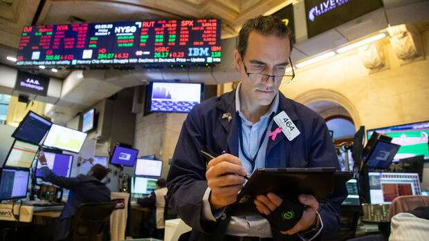 Producer prices slow recovery on Wall Street