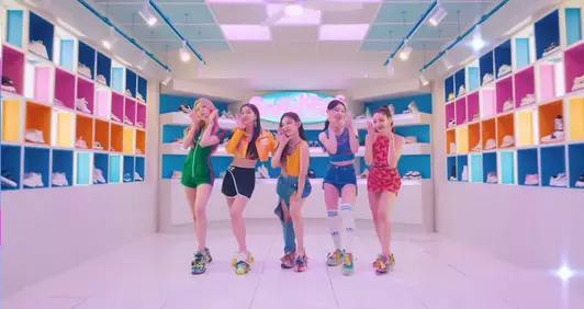 ITZY-Raises-The-Anticipation-With-New-Additional-Concept-Photos-openingPicture.webp.webp