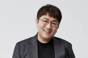 hybe-founder-under-probe-over-ipo-flaws-v0-5AMeNmFjqt59b4FvBZ_Zq4_07AnbZu0d7AfBXWOKrTY